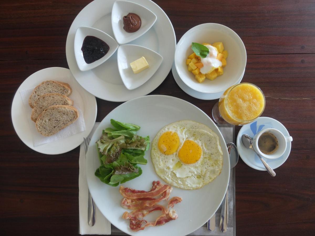 L'Osteria Luxe Beachfront B&B جنرال لونا المظهر الخارجي الصورة