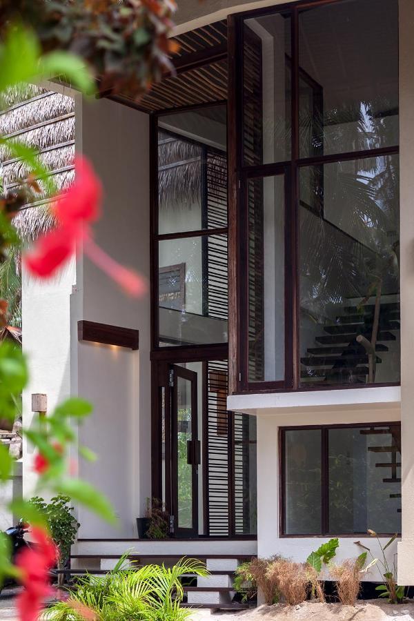 L'Osteria Luxe Beachfront B&B جنرال لونا المظهر الخارجي الصورة